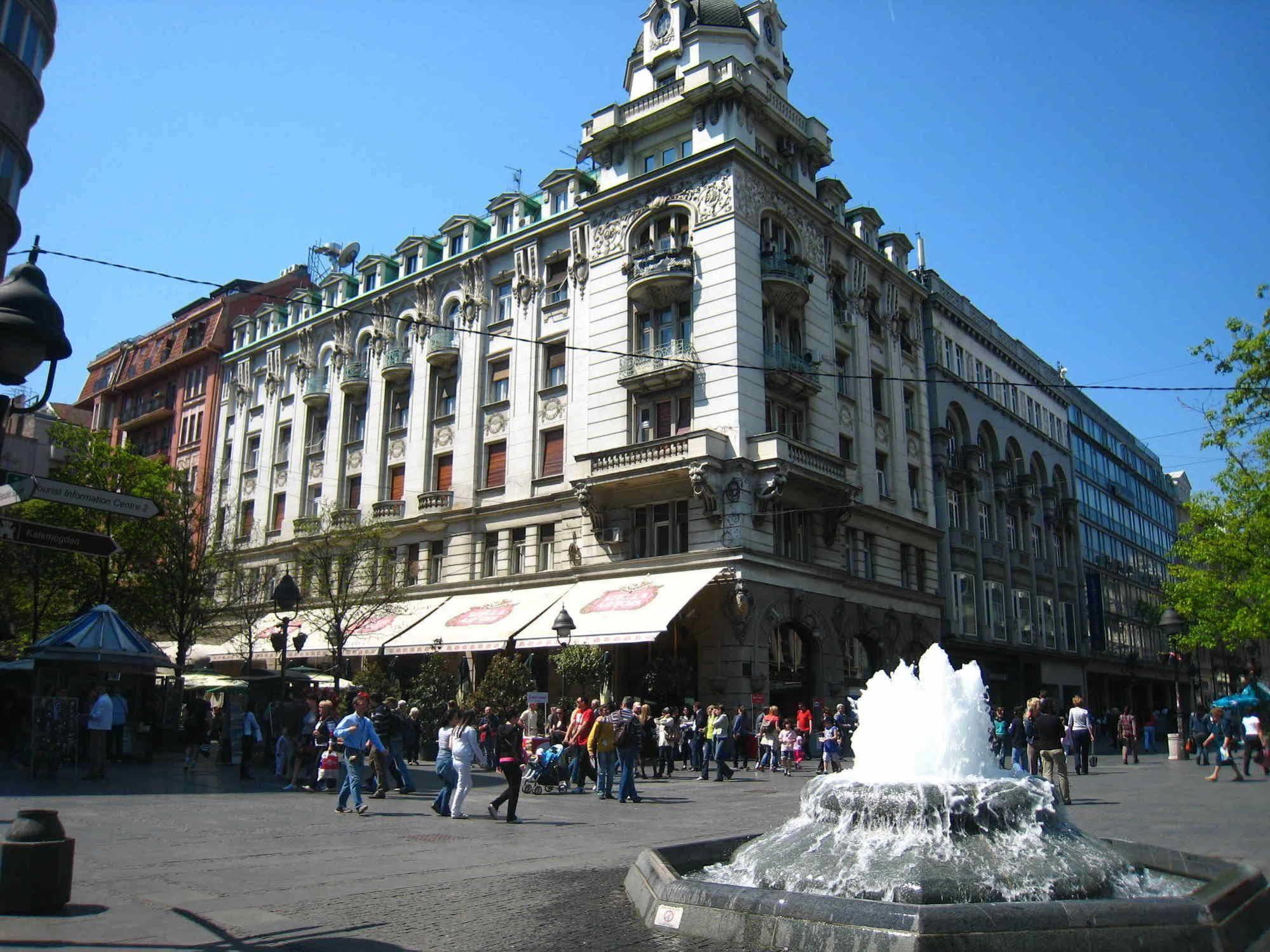 Dominic Smart & Luxury Suites - Republic Square Belgrade Exterior photo